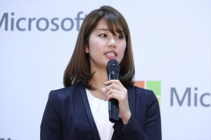 日本マイクロソフト記者説明会に登場した稲村亜美