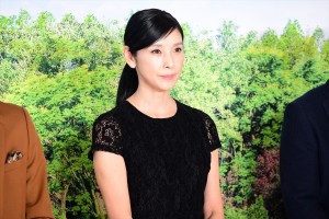 ドラマ『駐在刑事』記者会見に登壇した黒木瞳