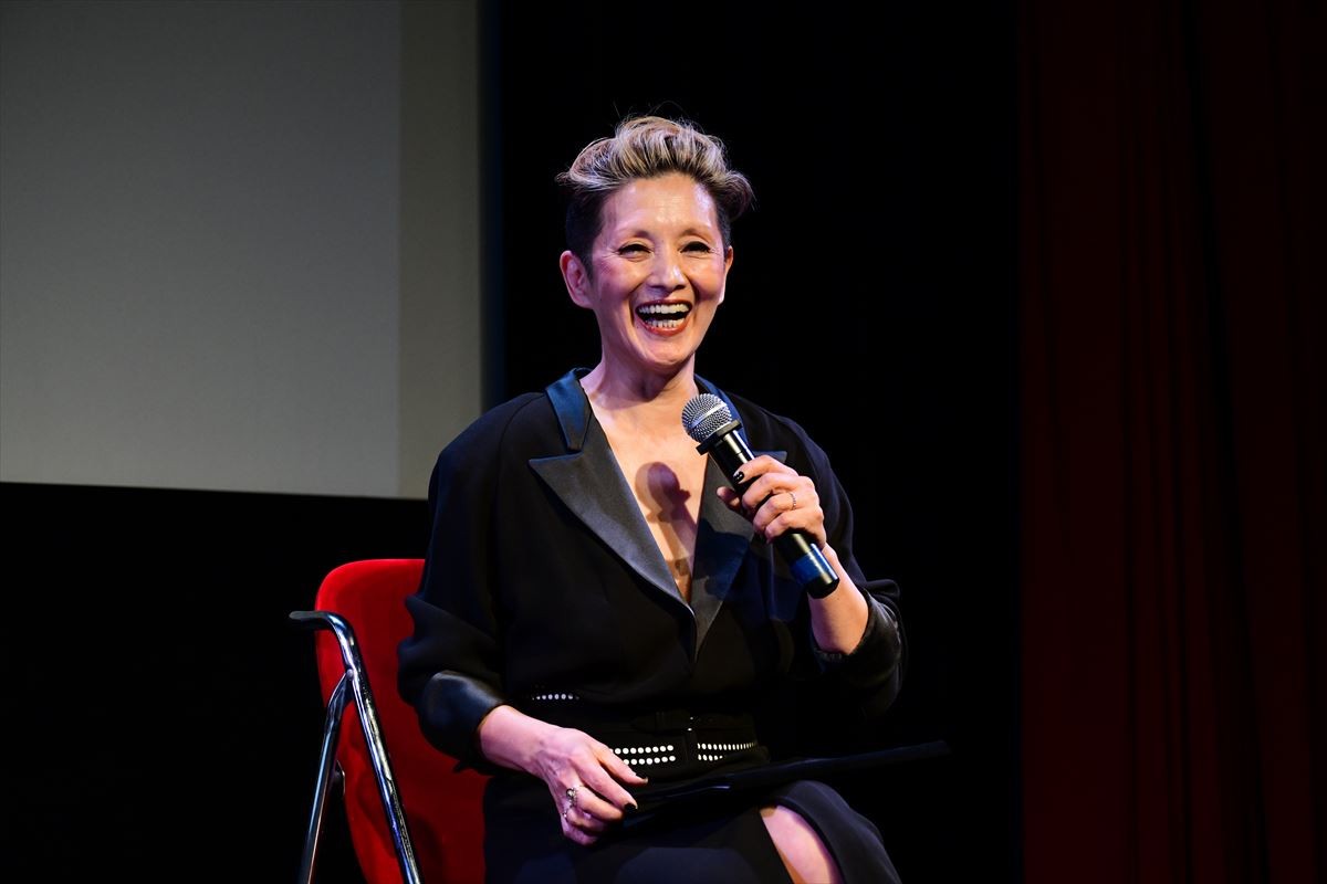 夏木マリ、仏女優に自身を売り込み　国民的歌手バルバラの魅力も語る