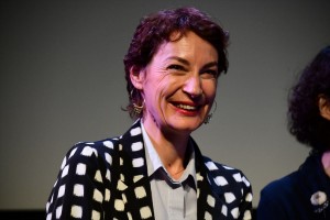 映画『バルバラ ～セーヌの黒いバラ～』公開記念イベントに登場したジャンヌ・バリバール