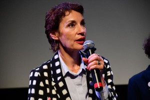 映画『バルバラ ～セーヌの黒いバラ～』公開記念イベントに登場したジャンヌ・バリバール