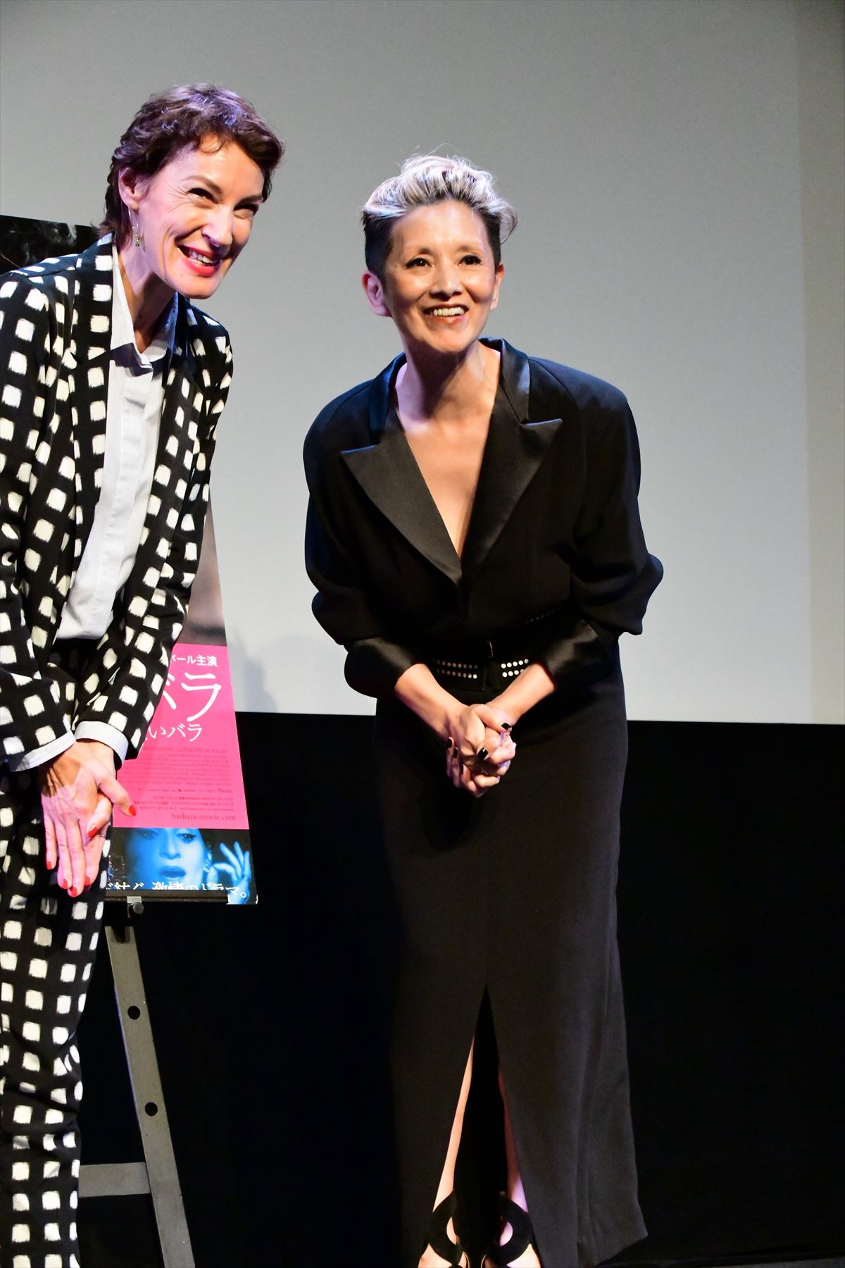 夏木マリ、仏女優に自身を売り込み　国民的歌手バルバラの魅力も語る