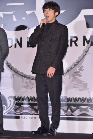 映画『億男』初日舞台挨拶に登壇した高橋一生