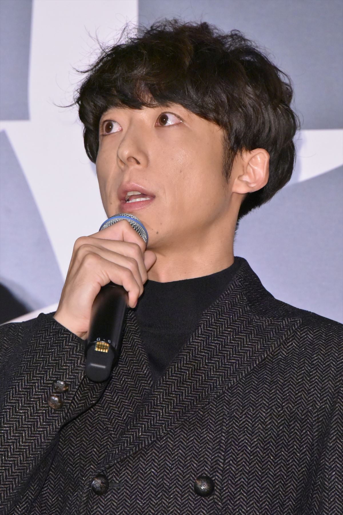 高橋一生、佐藤健とイチャイチャ！「喜ぶ顔が浮かぶと…」と破顔