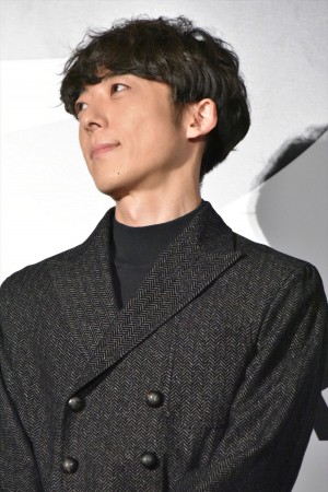映画『億男』初日舞台挨拶に登壇した高橋一生