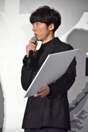 映画『億男』初日舞台挨拶に登壇した高橋一生
