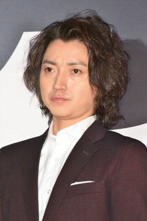 映画『億男』初日舞台挨拶に登壇した藤原竜也