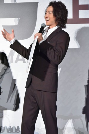 映画『億男』初日舞台挨拶に登壇した藤原竜也