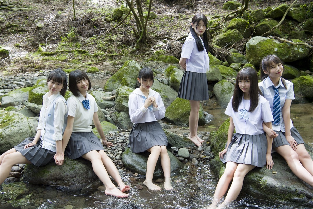 「制コレ18(イチハチ)」メンバーたち。左から杉本愛莉鈴、山田南実、来栖りん、木村葉月、高岡凜花、古田愛理