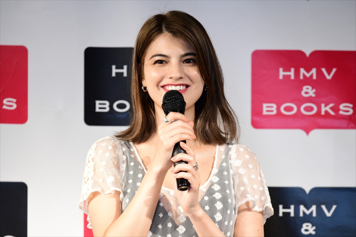 マギー、デビュー10周年を自己評価「褒めてあげてもいいんじゃないかな」