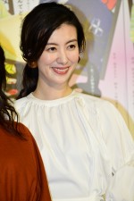 土曜時代ドラマ『ぬけまいる～女三人伊勢参り～』試写会に登壇したともさかりえ