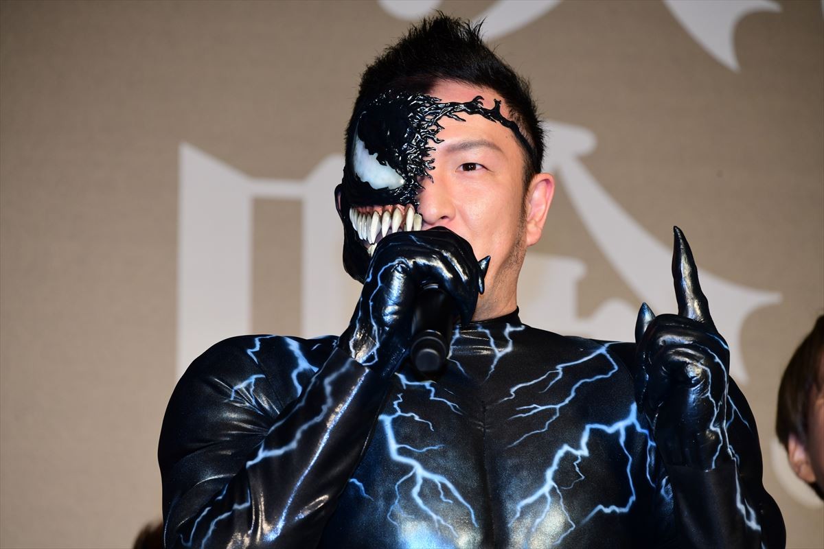 中村獅童、0歳の息子に強面スーツ姿見せるも、反応は「いつも通り」