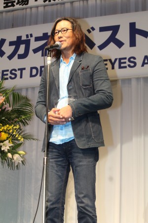 「第31回 日本 メガネ ベスト ドレッサー賞」表彰式・記者会見に登場した豊川悦司