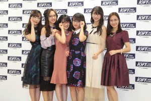 「第31回 日本 メガネ ベスト ドレッサー賞」表彰式・記者会見に登場したモーニング娘。’18