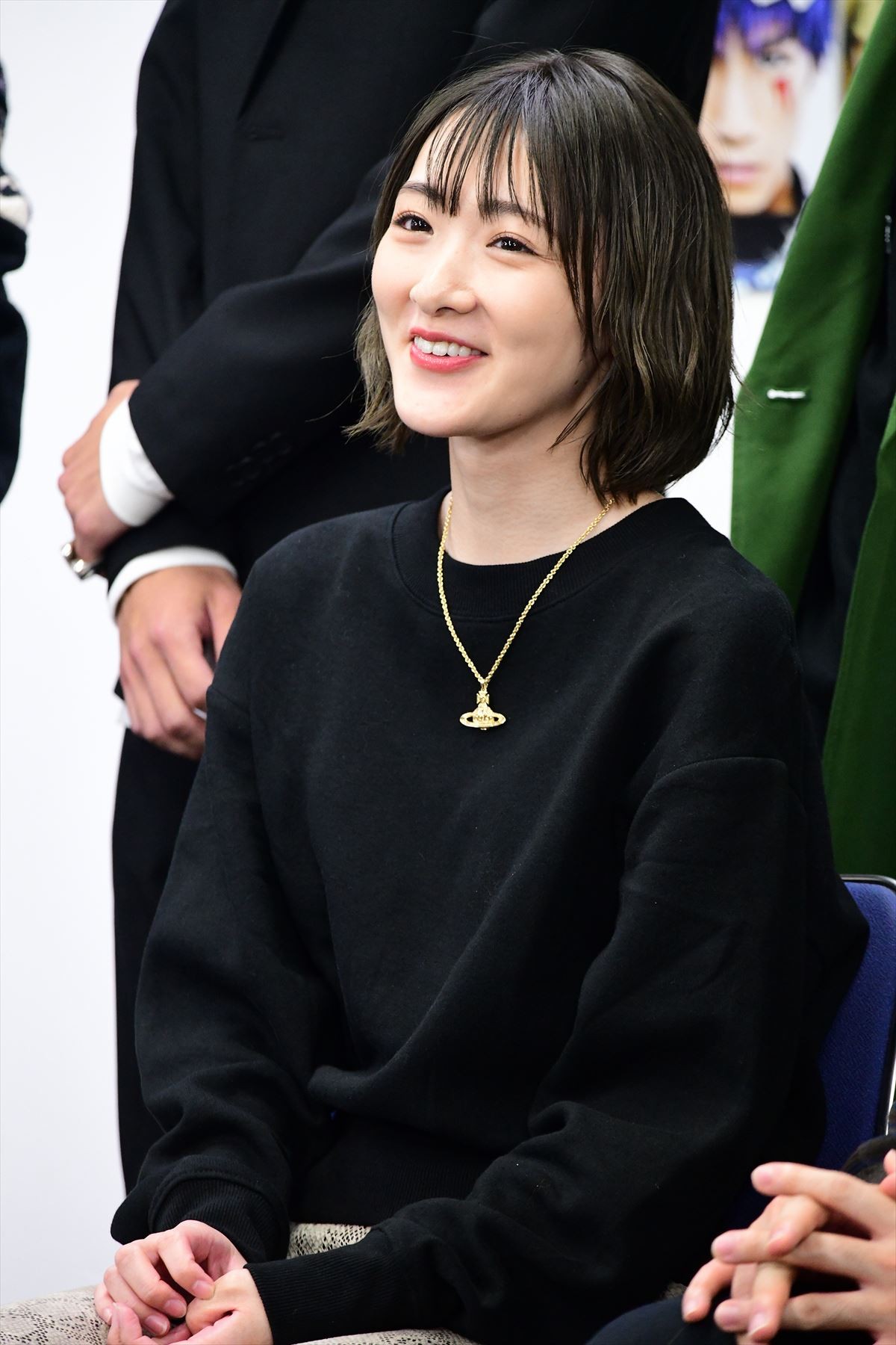 生駒里奈、共演者からの「生駒ってる？」に照れ笑い