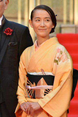 篠原ともえ、「第31回東京国際映画祭」オープニング＆レッドカーペットに登場