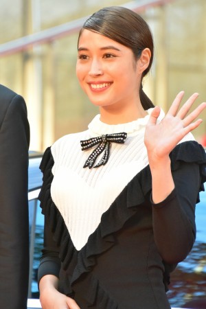 広瀬アリス、「第31回東京国際映画祭」オープニング＆レッドカーペットに登場