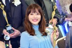 「東京ドラマアウォード2018」にて『アンナチュラル』で主演女優賞を受賞した石原さとみ