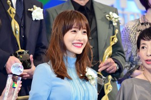 「東京ドラマアウォード2018」にて『アンナチュラル』で主演女優賞を受賞した石原さとみ