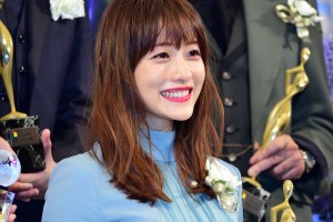 「東京ドラマアウォード2018」にて『アンナチュラル』で主演女優賞を受賞した石原さとみ