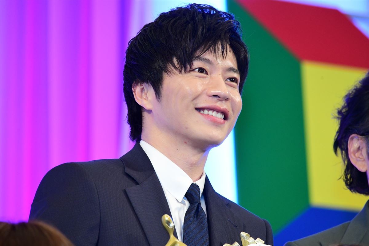 田中圭、吉田鋼太郎と『おっさんずラブ』で三冠「堂々と頂きます」 