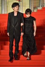 稲垣吾郎、池脇千鶴、「第31回東京国際映画祭」オープニング＆レッドカーペットに登壇