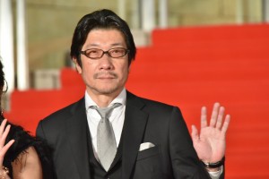 阪本順治監督、「第31回東京国際映画祭」オープニング＆レッドカーペットに登壇