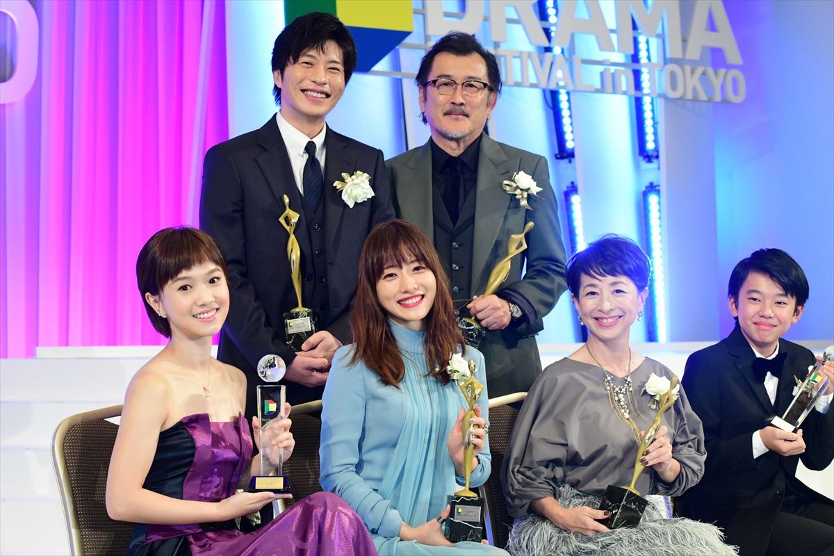 話題のTVドラマキャスト陣続々！「東京ドラマアウォード2018」授賞式＜フォト集＞