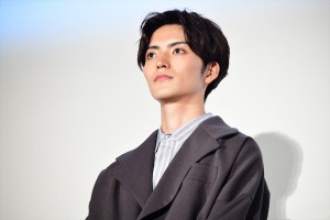 映画『旅猫リポート』公開記念舞台挨拶に登壇した山本涼介