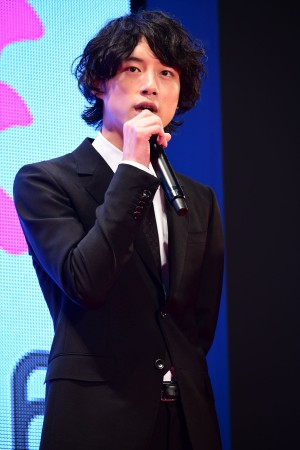 映画『人魚の眠る家』ワールドプレミア・レッドカーペットイベントに登場した坂口健太郎