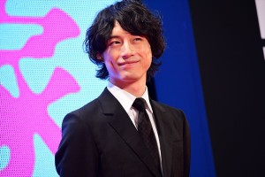 映画『人魚の眠る家』ワールドプレミア・レッドカーペットイベントに登場した坂口健太郎