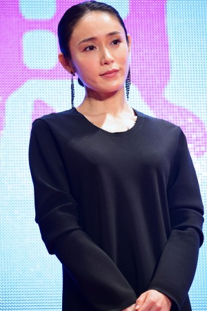 映画『人魚の眠る家』ワールドプレミア・レッドカーペットイベントに登場した山口紗弥加