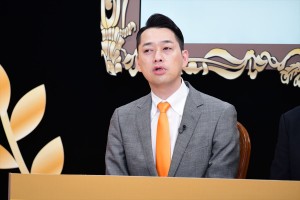 『YOUは何しに日本へ？に乃木坂46ガチ参戦！アイドルだけど超本気コラボで汗と涙の３時間SP』取材会に登場した設楽統（バナナマン）