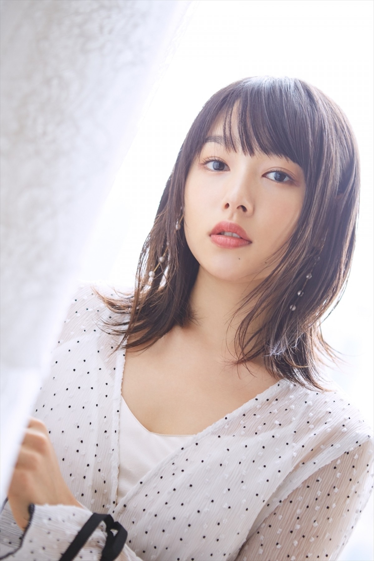 桜井日奈子、同世代の女優に悔しさ　面白い作品を「素直に観られない」