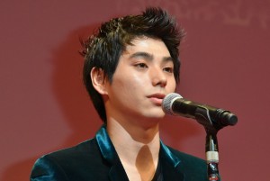 第31回東京国際映画祭アウォード・セレモニーに登場した村上虹郎