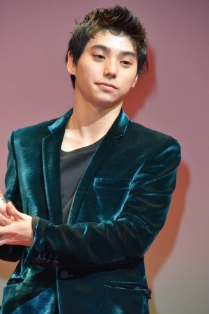 第31回東京国際映画祭アウォード・セレモニーに登場した村上虹郎