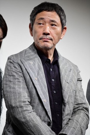 映画『夜明け』完成披露試写会 舞台挨拶に登壇した小林薫