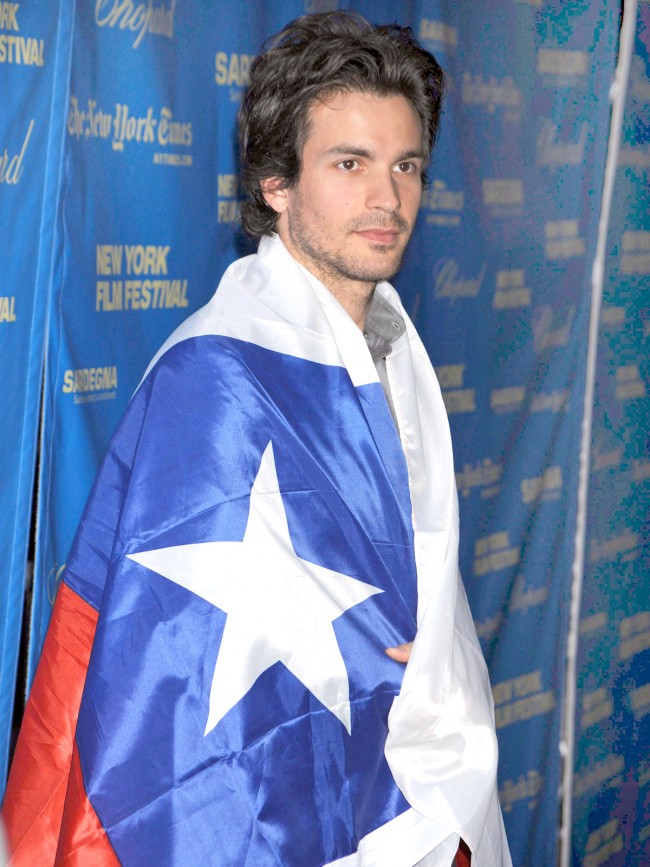 サンティアゴ・カブレラ、Santiago Cabrera