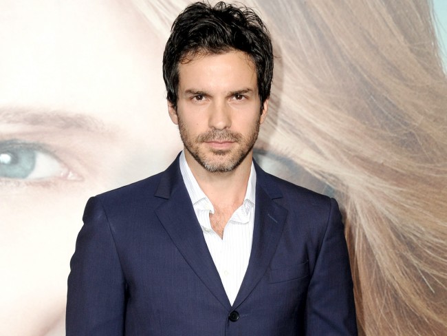 サンティアゴ・カブレラ、Santiago Cabrera