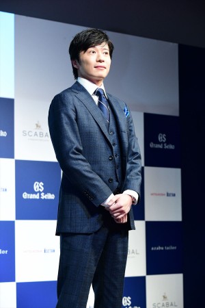 「SUITS OF THE YEAR 2018」に登場した田中圭