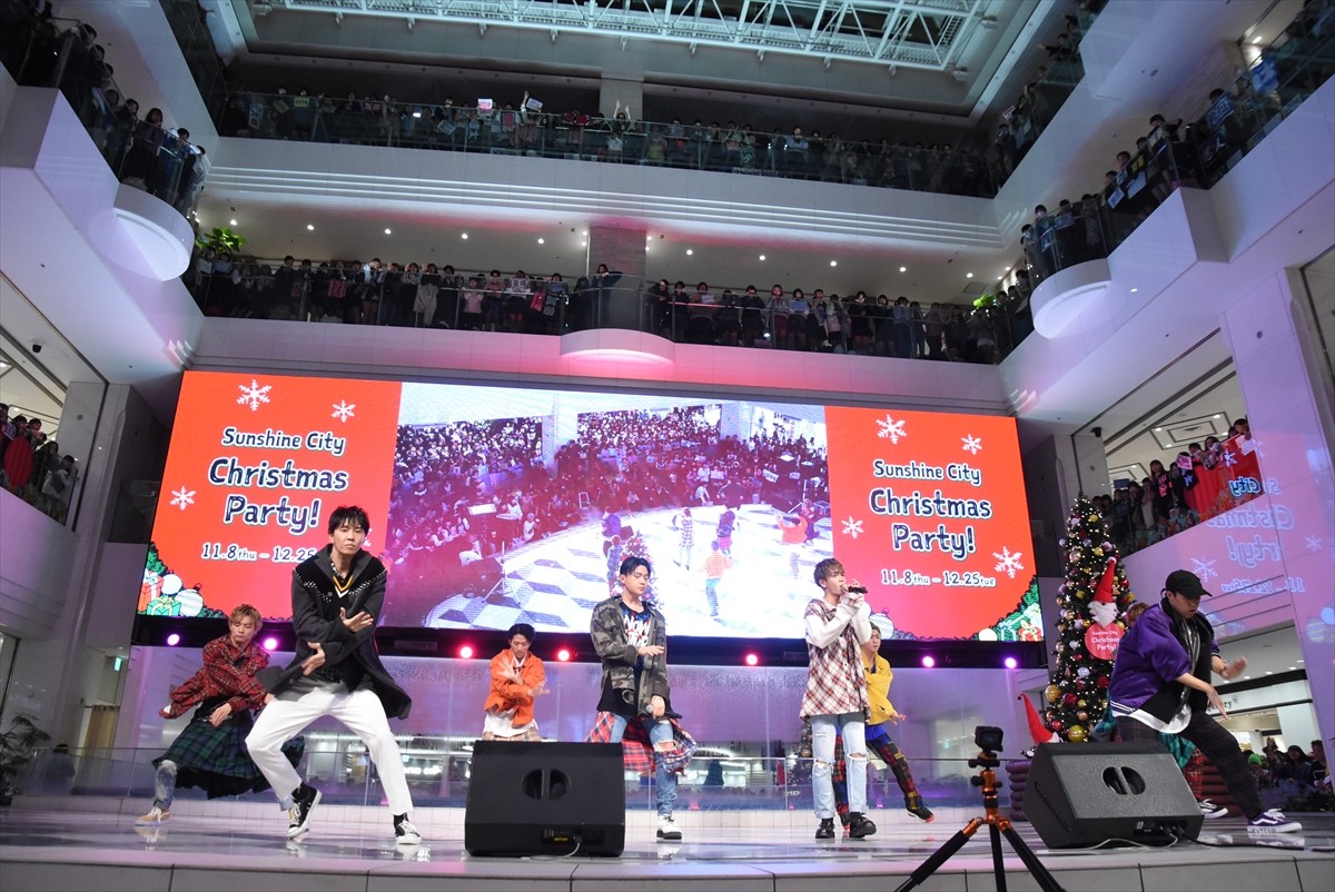 FANTASTICS、デビュー前の心境語る　ミニライブに1500人
