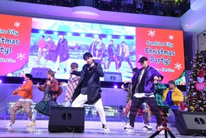 FANTASTICS、「Sunshine City Christmas Party！」点灯式に参加