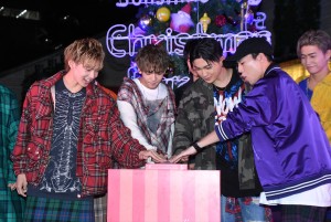 FANTASTICS、「Sunshine City Christmas Party！」点灯式に参加