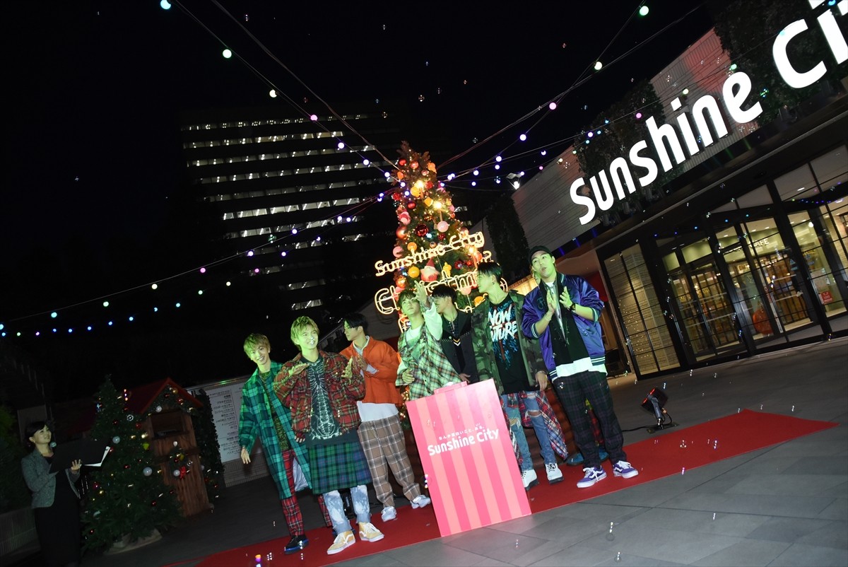 FANTASTICS、デビュー前の心境語る　ミニライブに1500人