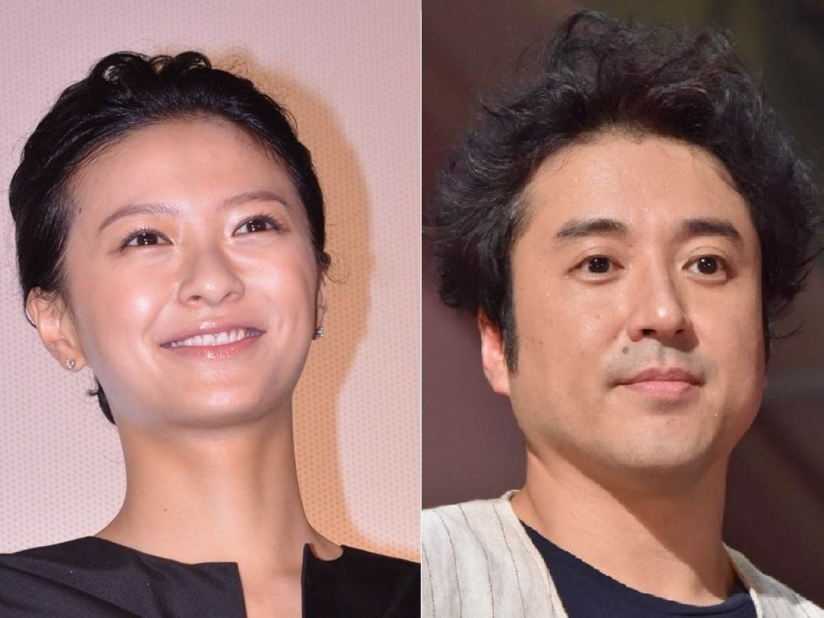 (左から)榮倉奈々、ムロツヨシ