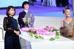 「ネイルクイーン 2018 授賞式」に出席した平祐奈、大地真央、ピーター