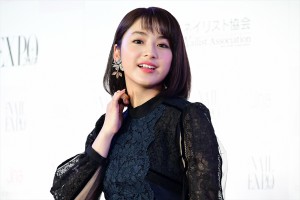 「ネイルクイーン 2018 授賞式」に出席した平祐奈