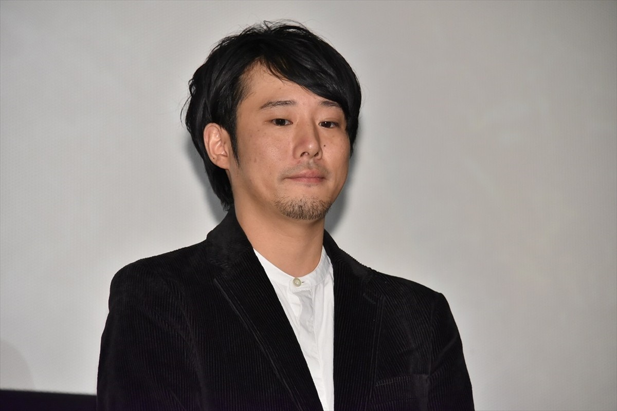 真野恵里菜、思わず号泣！ 紆余曲折あった主演映画完成披露で