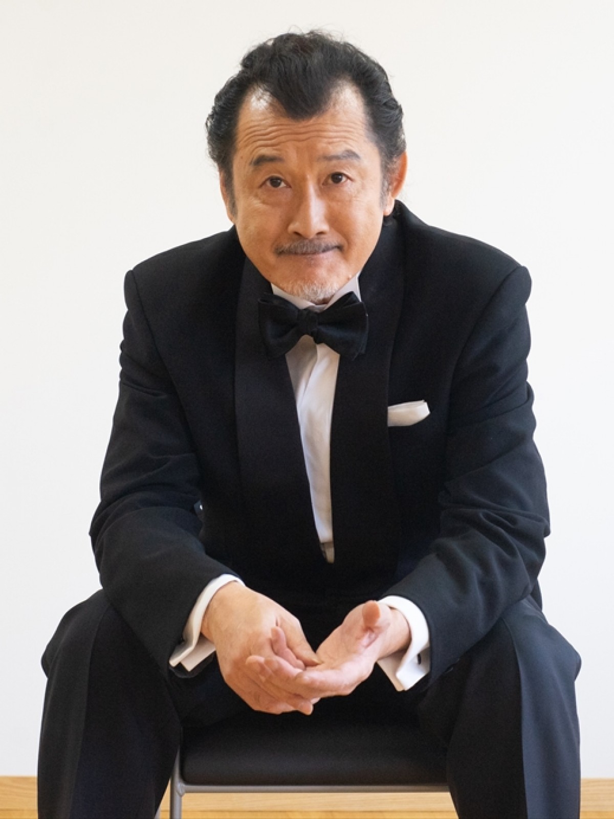 吉田鋼太郎、“報われぬ恋”に苦しんだ2018年に「大変だった」