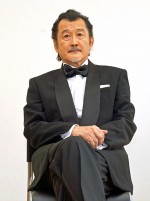 吉田鋼太郎